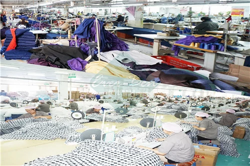 Welding workshop Sewing workshop for China EverBen Raincoats Supplier